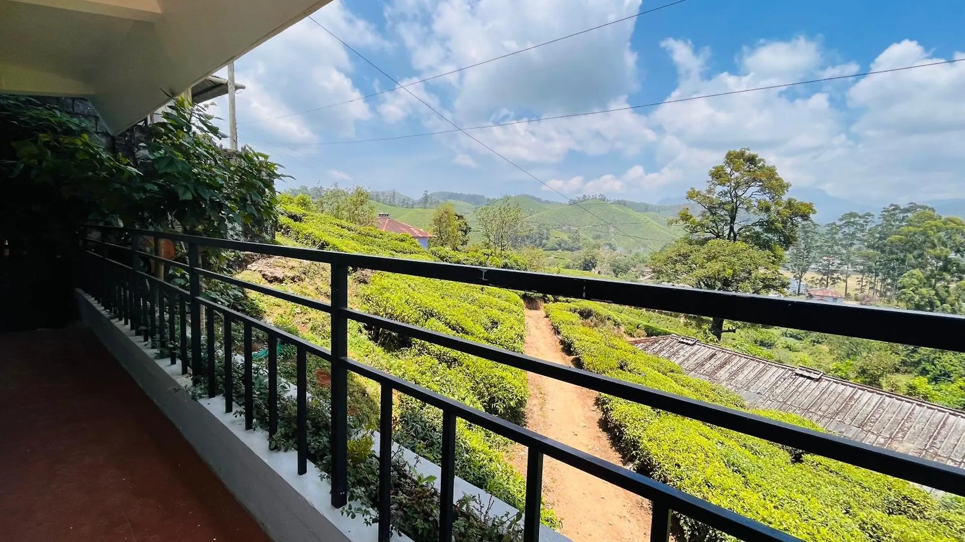 Holiday home Entire Dormitory In Tea Estate Munnar