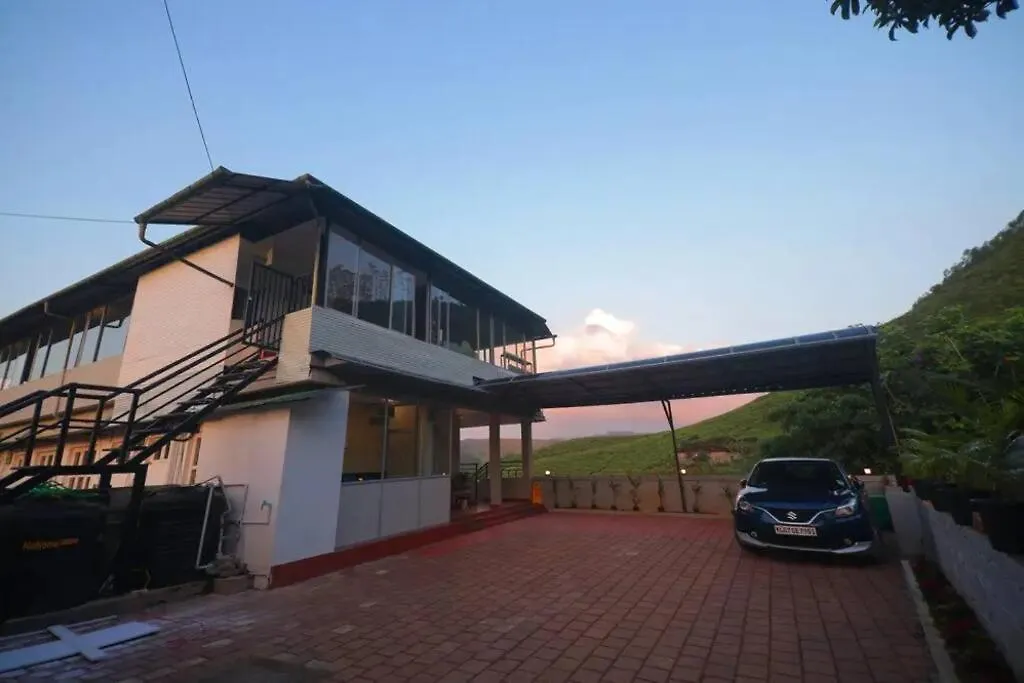 Entire Dormitory In Tea Estate Munnar