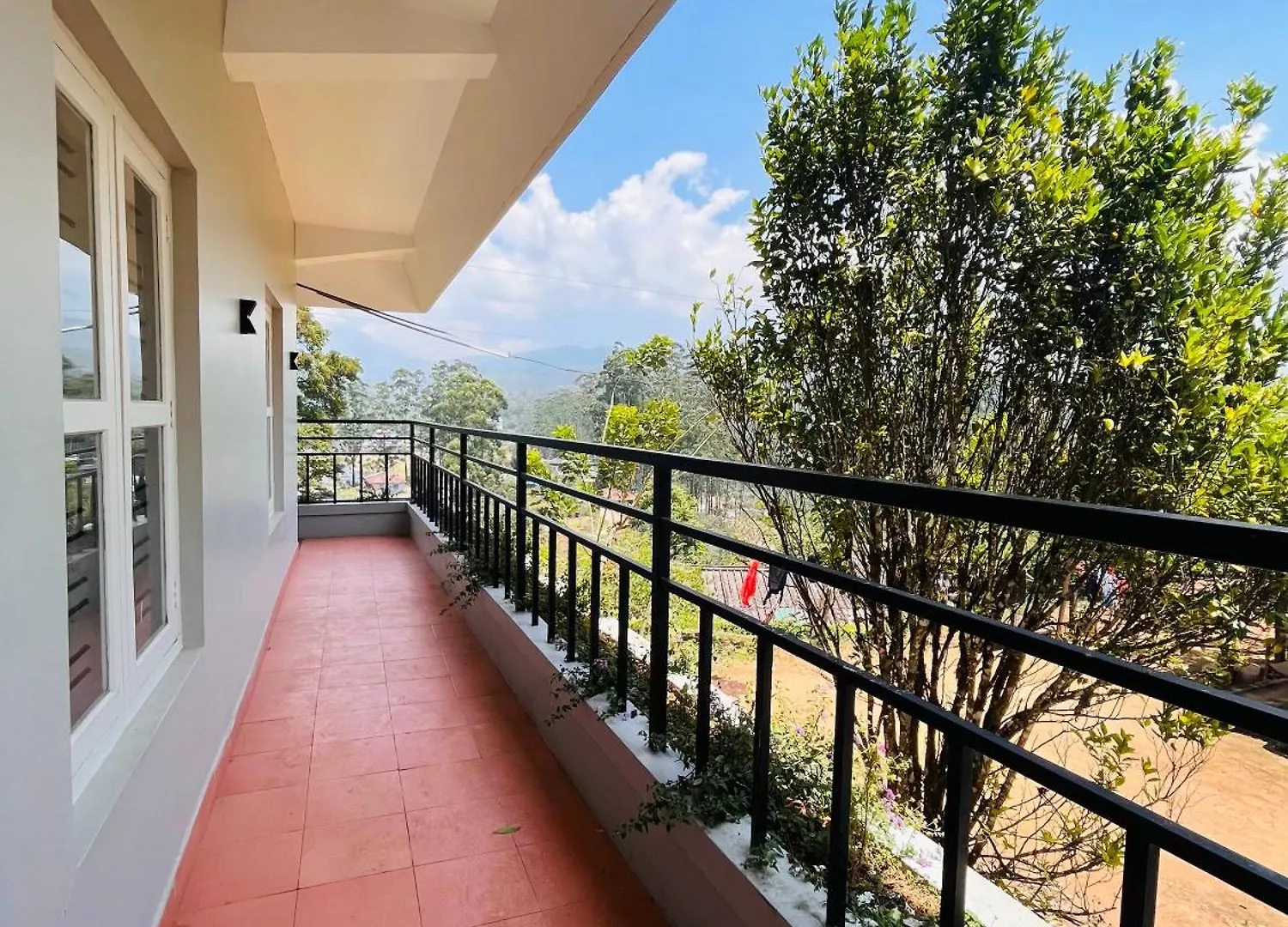 Entire Dormitory In Tea Estate Munnar Holiday home